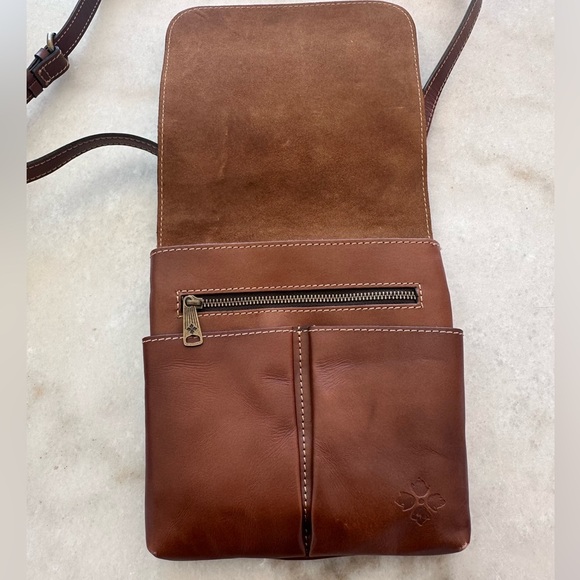 Patricia Nash Leather Signature Map Granada Crossbody Bag - Picture 3 of 5